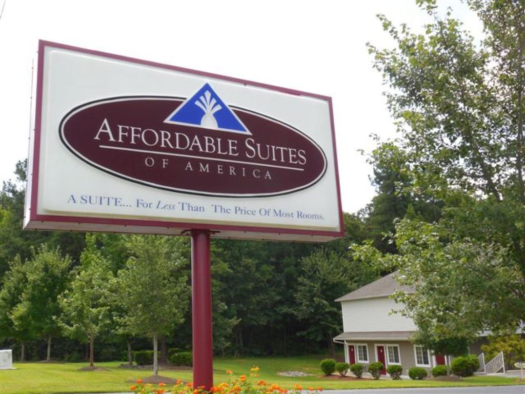 Affordable Suites Charlottesville Exterior foto